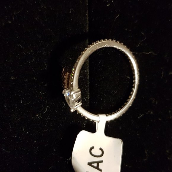 Beautiful Sweetheart collection Ring - Picture 3 of 6